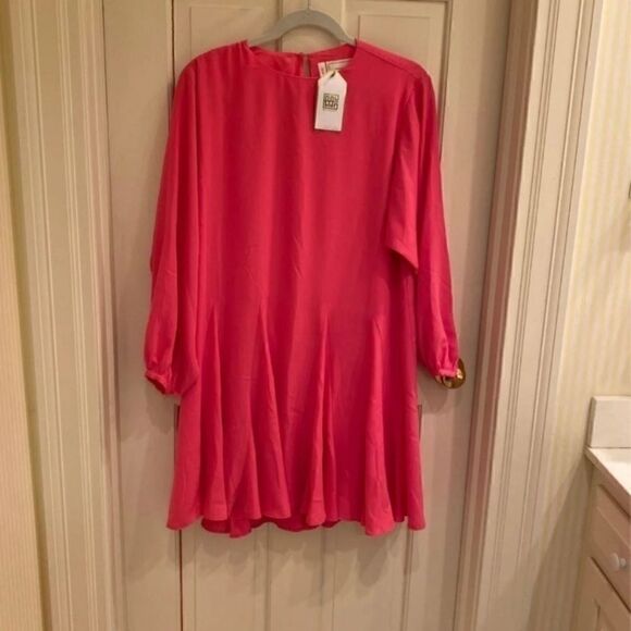 DISCONTINUED NWT Emily McCarthy Swing Dress Medium - Picture 4 of 6